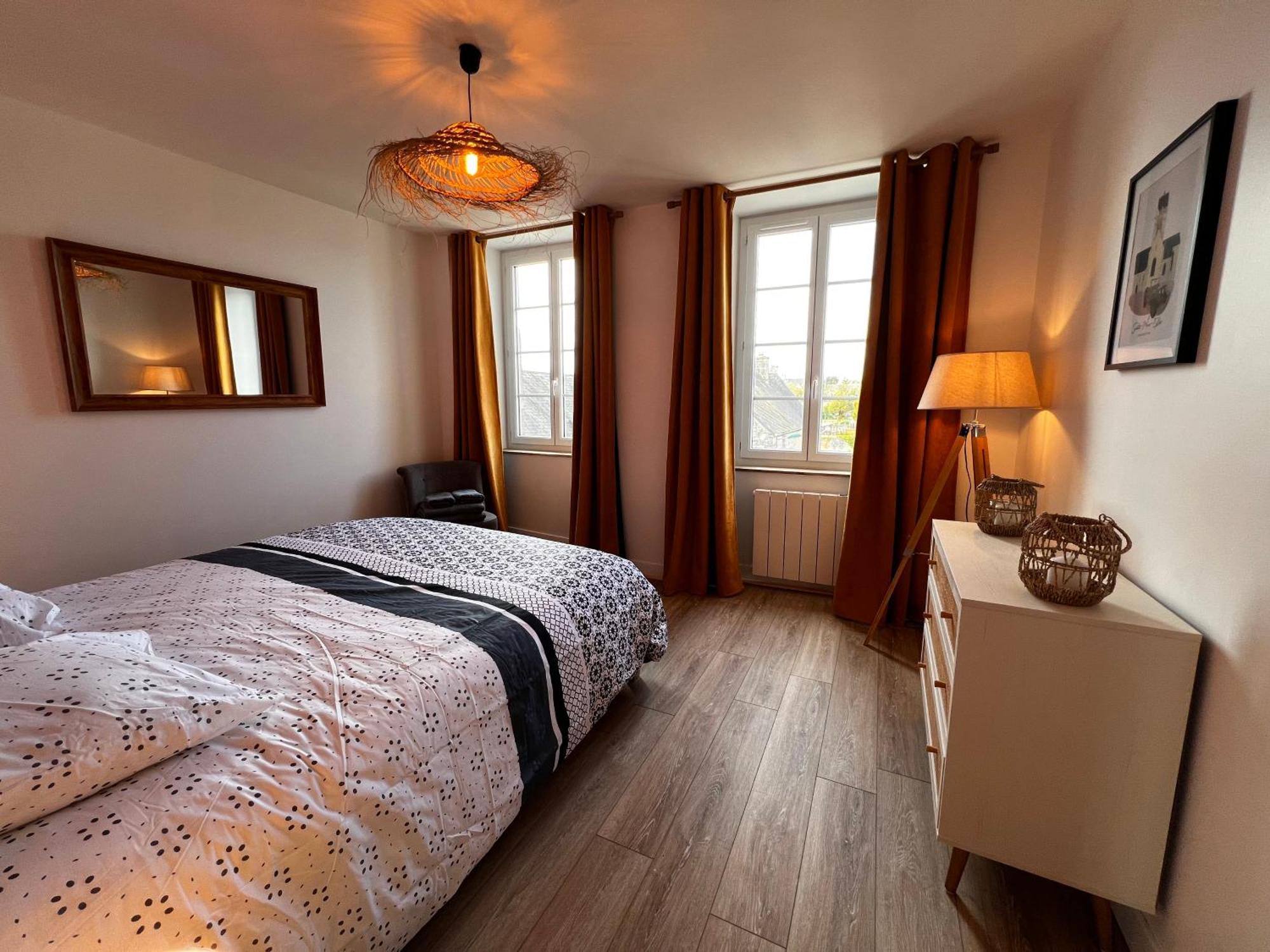 Appartement Gordon Smith, En Plein Centre, 4 Pers Sainte-Mere-Eglise Exterior photo